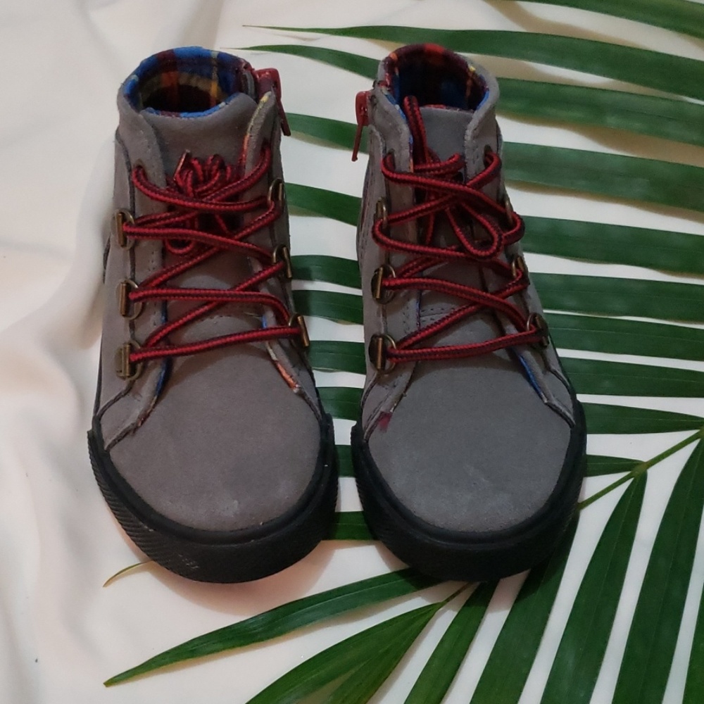 NWOT Toddler Boys' Casual Fashion Boots - Picture 3 of 5